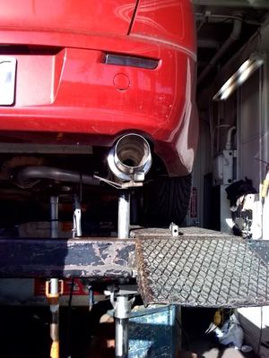 henryexhaust2.jpg